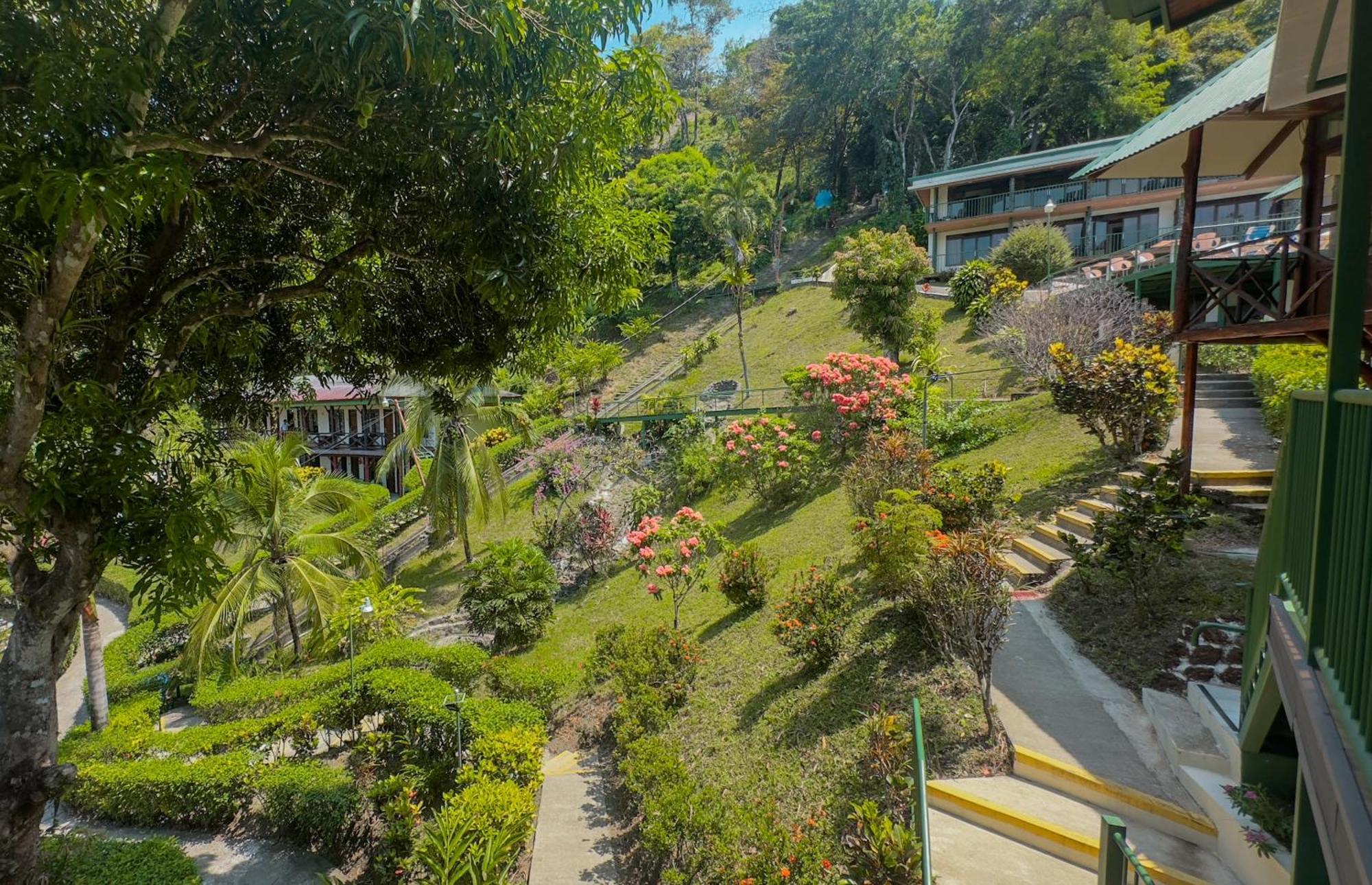 Hotel Tabulia Tree Manuel Antonio Exterior foto