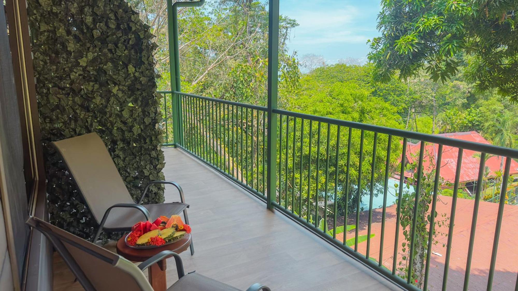 Hotel Tabulia Tree Manuel Antonio Exterior foto